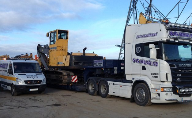 Abnormal Load & Wide Load Regulations & Requirements | SG Haulage